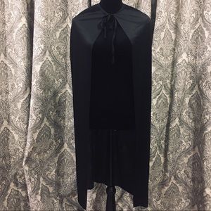 HALLOWEEN NYLON CAPE
